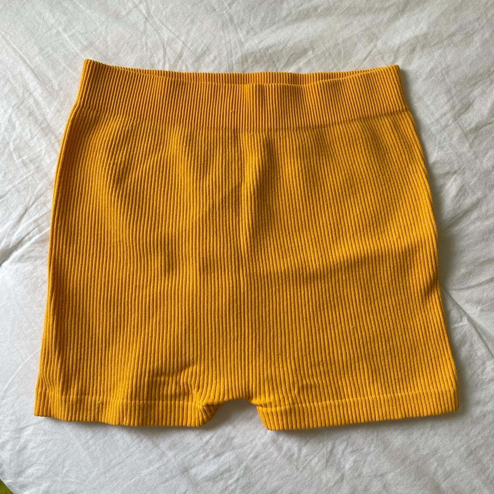 Ribbed biker shorts